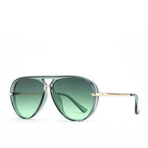 Green Aviator Sunglasses 🕶️